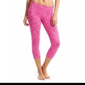 Athleta Energy Chatarunga Capri